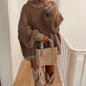 cozy baggy brown sweater 🤎